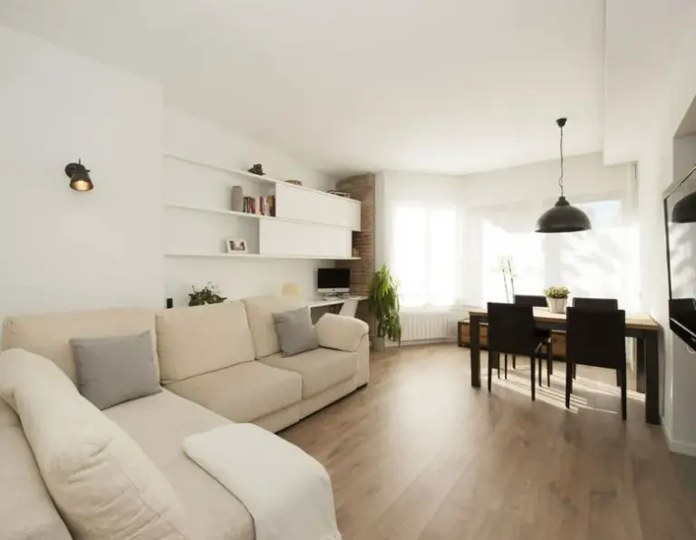 Serveis i construccio Reforma de piso antiguo en Eixample el Prat de Llobregat